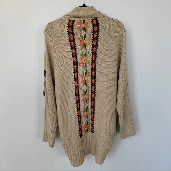 Quinn Tan Artful Cardigan Sweater (Size M) GREAT for spring and Summer evenings! - Picture 6 of 7